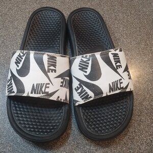 Nike Benassi JDI Print Sandals Size 9 Y201